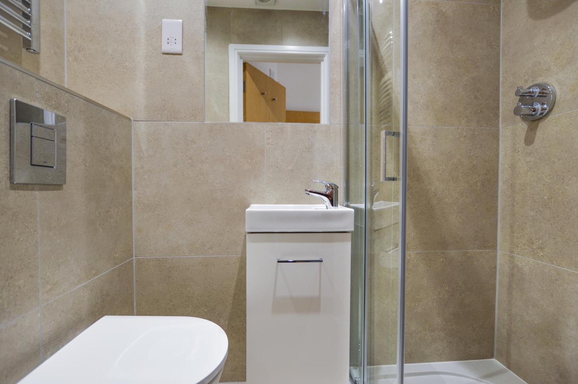 Apartment Westbourne Crescent Serviced London